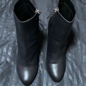 Quanette Platform Leather Boots